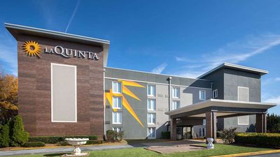 La Quinta Inn & Suites Atlanta Airport