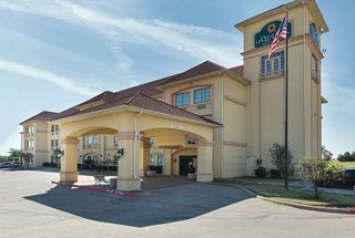 La Quinta Inn & Suites Alvarado