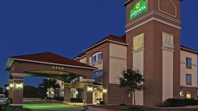 La Quinta Inn & Suites Angleton