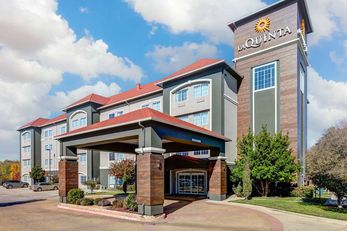 La Quinta Inn & Suites Ft Worth