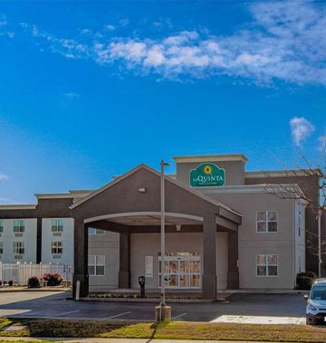 La Quinta Inn & Suites Lexington Park