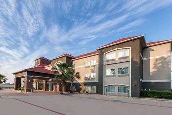 La Quinta Inn & Suites New Caney
