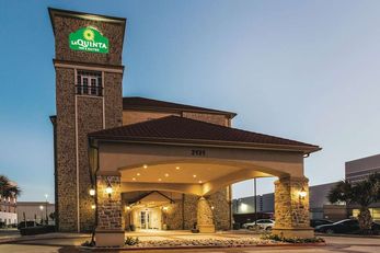 La Quinta Inn & Suites South