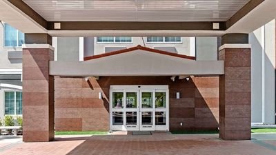 La Quinta Inn & Suites Raymondville