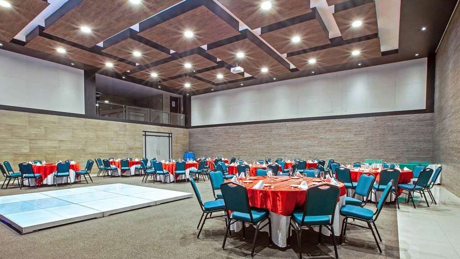 Wyndham Garden Cancun Downtown Meeting