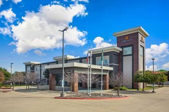 La Quinta Inn & Stes Austin NW