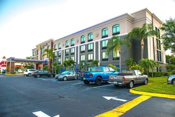 La Quinta Inn & Suites Clearwater South