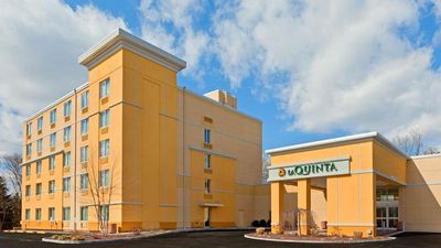 La Quinta Inn & Suites Danbury