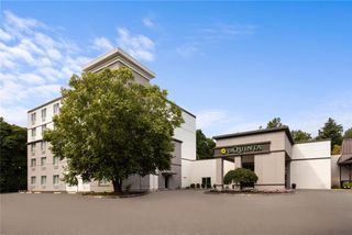 La Quinta Inn & Suites Danbury
