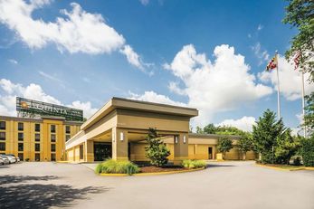 La Quinta Inn & Suites Baltimore South