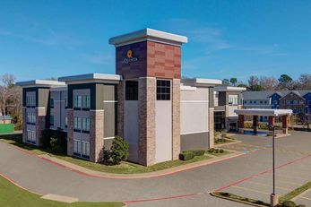 La Quinta Inn & Suites Tyler University
