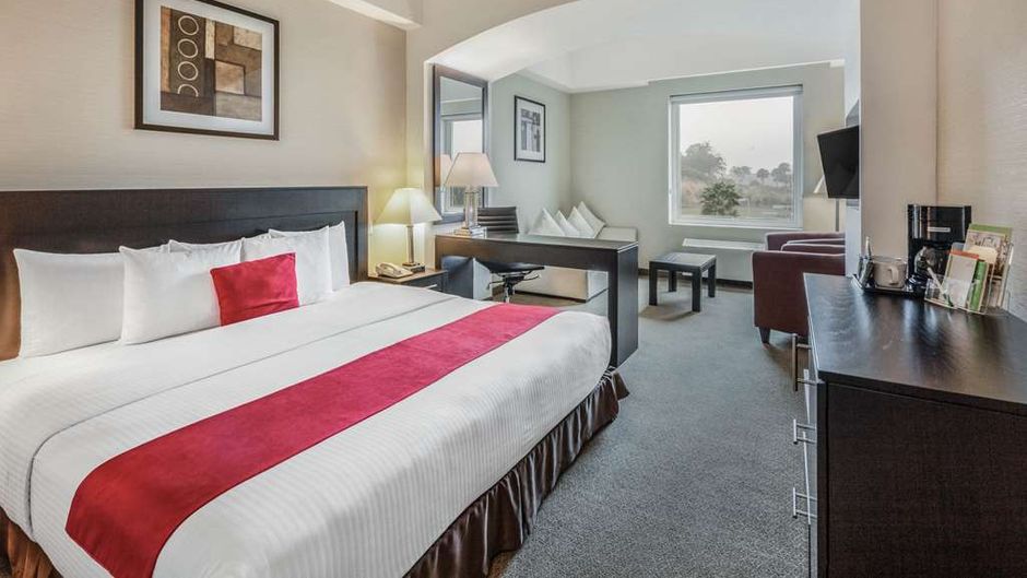 La Quinta by Wyndham Poza Rica Suite