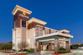 La Quinta Inn & Suites NW Beltway 8