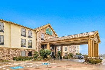 La Quinta Inn & Suites, Denison