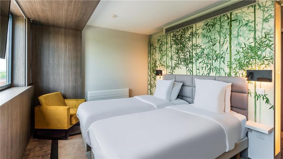 Golden Tulip Amneville Room