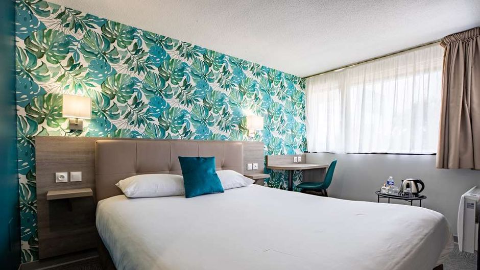 Campanile Hotel Room