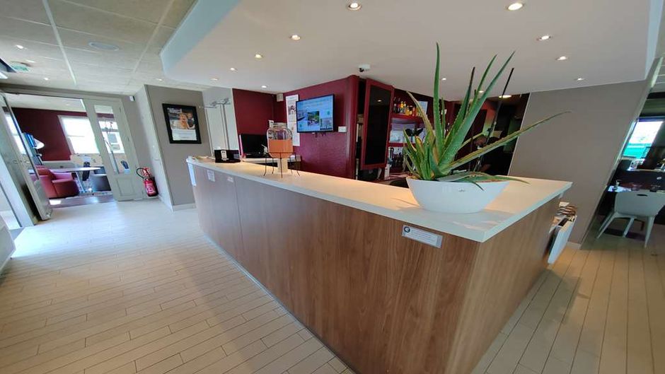 Campanile Caen East Lobby