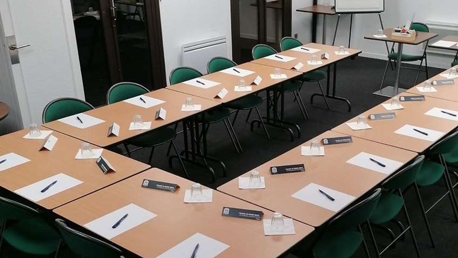 Campanile Blois Meeting