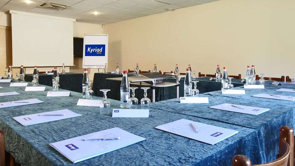 Campanile Blois Meeting