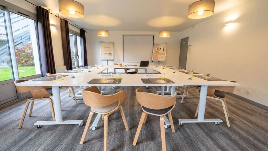 Campanile Lorient Lanester Meeting