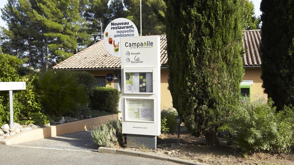 Campanile Manosque Exterior