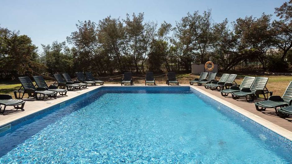 Campanile Setubal Pool