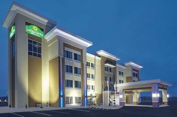 La Quinta Inn & Suites Springfield