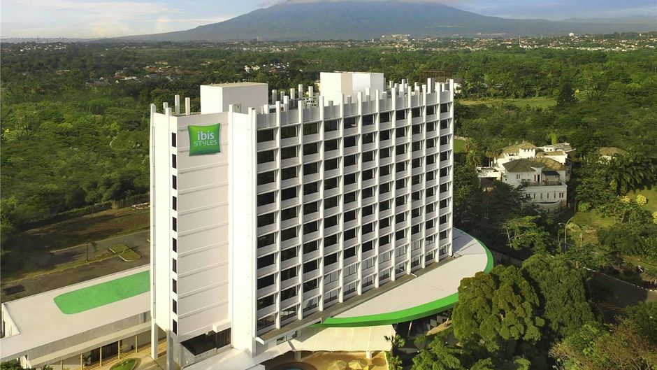 Ibis Styles Bogor Raya Exterior