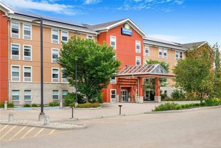 Days Inn & Suites Sherwood Park
