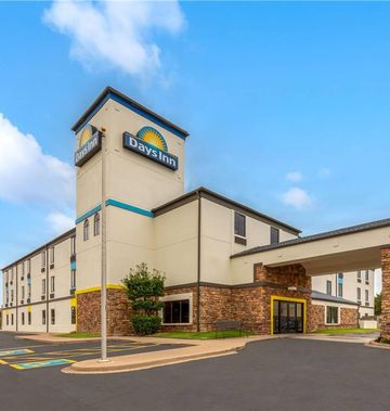 Days Inn Tulsa Central