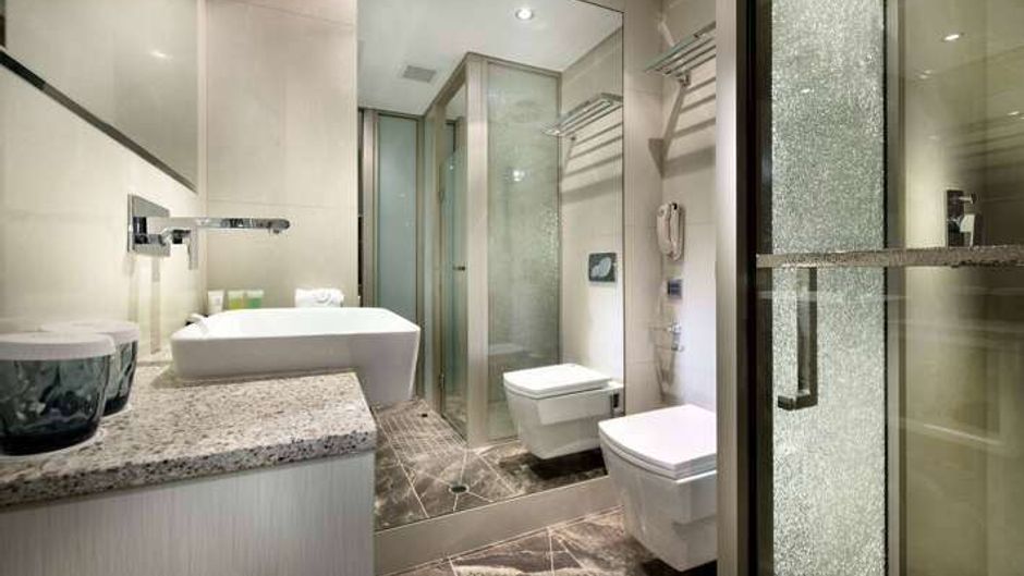 Swan River Hotel Room