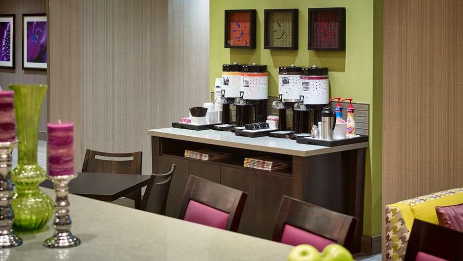 Hampton Inn by Hilton Sarnia/PointEdward Restaurant