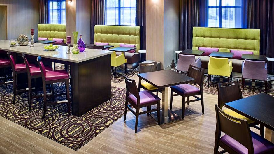 Hampton Inn by Hilton Sarnia/PointEdward Restaurant