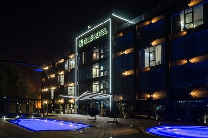 M1 Club Hotel