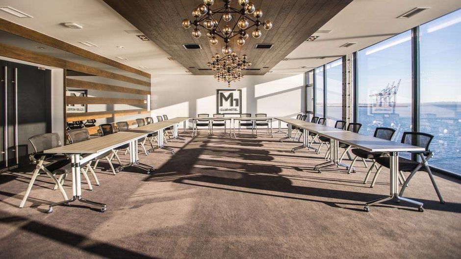 M1 Club Hotel Meeting