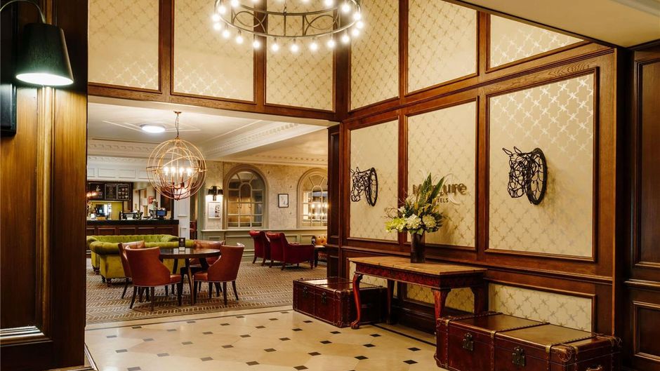 Mercure Haydock Hotel Exterior
