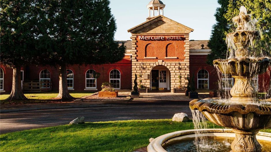 Mercure Haydock Hotel Exterior