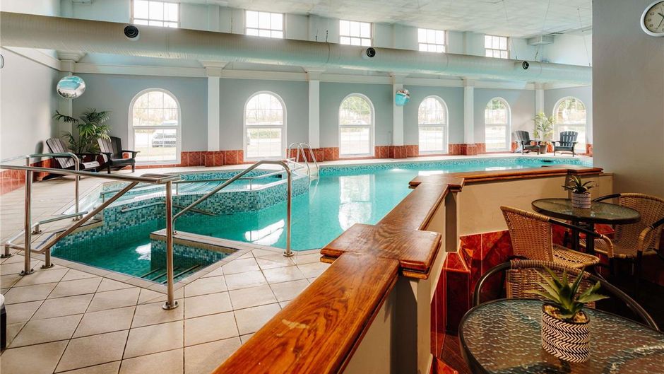 Mercure Haydock Hotel Pool