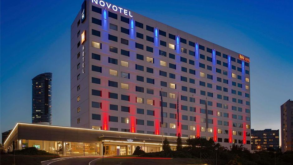 Novotel Wroclaw Centrum Exterior