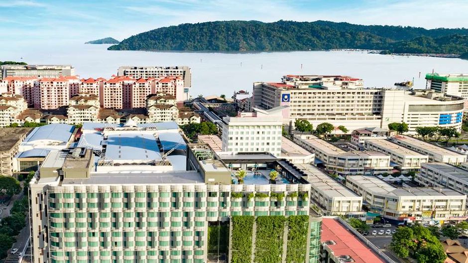 Hilton Kota Kinabalu Exterior