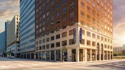 Hampton Inn & Suites Dallas Downtown