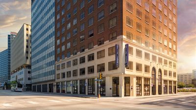 Hampton Inn & Suites Dallas Downtown