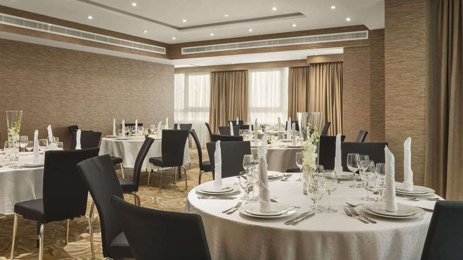 Hawthorn Suites Abu Dhabi City Center Meeting