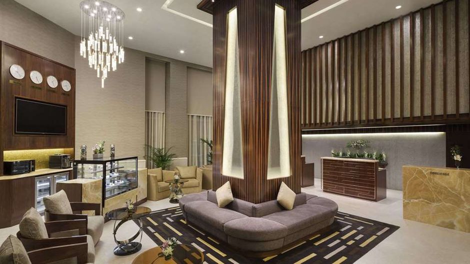 Hawthorn Suites Abu Dhabi City Center Lobby
