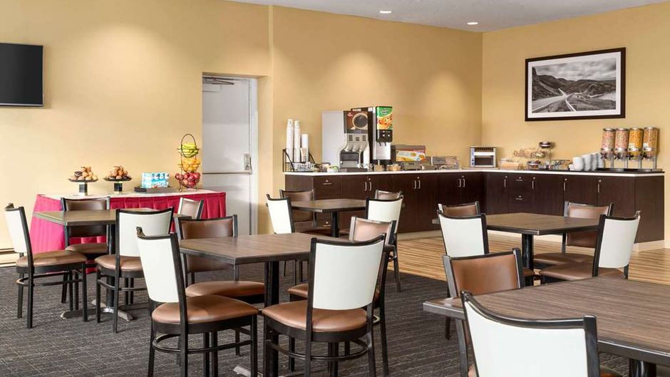 Travelodge Sydney, Nova Scotia Restaurant