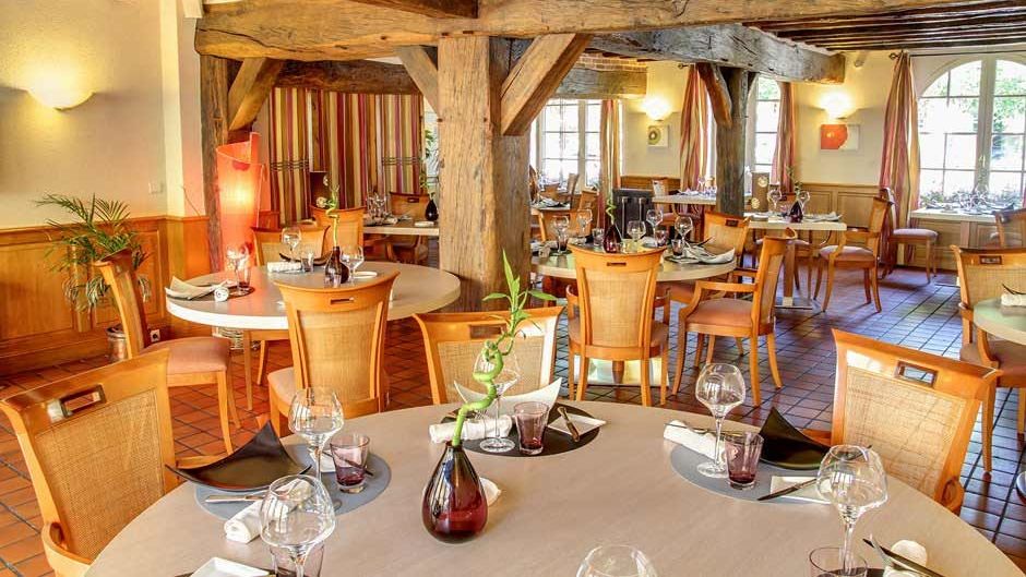 Auberge Du Cheval Blanc Restaurant