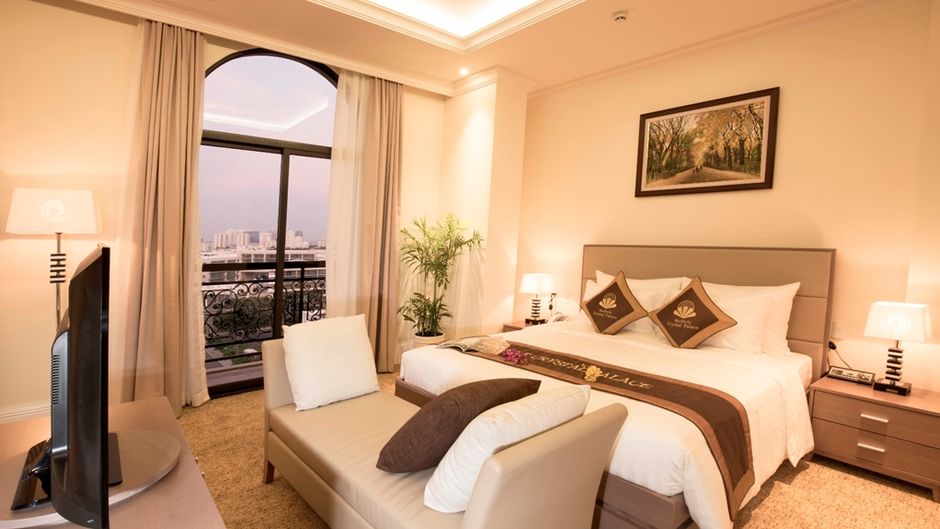 Crystal Palace Hotel Room