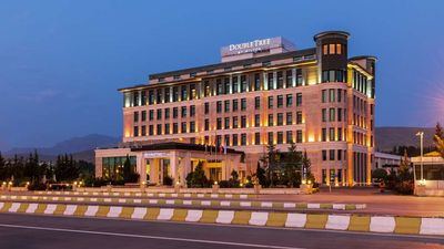 DoubleTree by Hilton Hotel Van