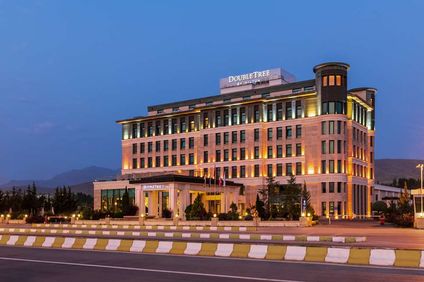 DoubleTree by Hilton Hotel Van