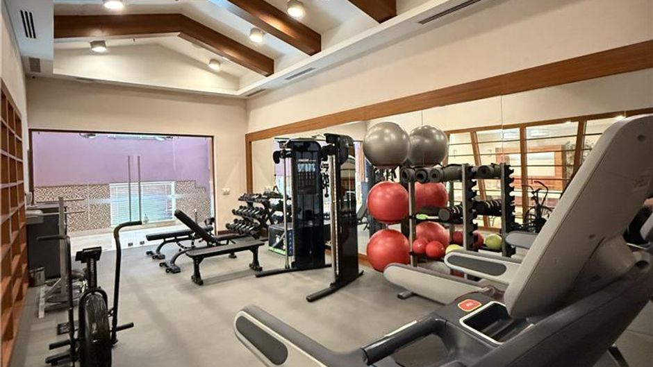 DoubleTree by Hilton Hotel Van Health